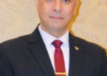 تكريم العقيد اشرف الكاشف من فرسان السلام بالأردن