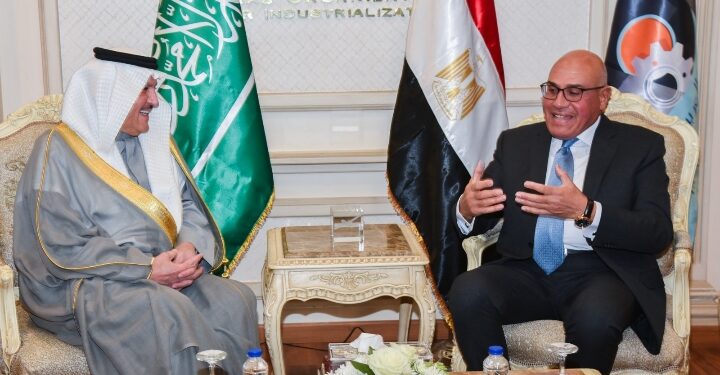 الهيئة العربية للتصنيع توقع في حضور سفير المملكة العربية للسعودية بالقاهرة مذكرة تفاهم تحقق صادرات بمليار دولار  مع التحالف المصري – السعودي