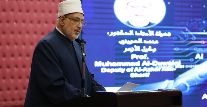 خلال مؤتمر الأزهر الهندسي الدولي ال16  د. الضويني : مؤتمر الذكاء الاصطناعي لتحقيق الاستدامة يؤكد حرص الأزهر على مواكبة العصر