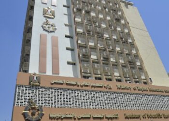 أكاديمية البحث العلمي والتكنولوجيا تدعم 1086 مشروع تخرج بـ 50 مليوناً و392 ألف جنيه