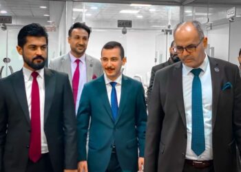 المساعد الإداري لرئيس جامعة الفرات الأوسط التقنية يستقبل النائب ضياء الحسناوي