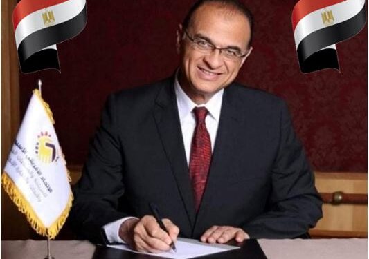 درويش يتوج بجائزة سفير السياحة ببرلين كتب