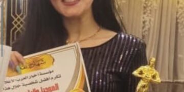 تكريم الموديل و البلوجر نورا نجيب في حفل توقيع كتاب(مطبخ و فاشون أخبار العرب)
