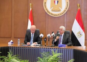 وزيرا التعليم العالي والثقافة والابتكار المجري يفتتحان الجلسة الافتتاحية للمنتدى الأكاديمي العلمي الأول بين مصر والمجر