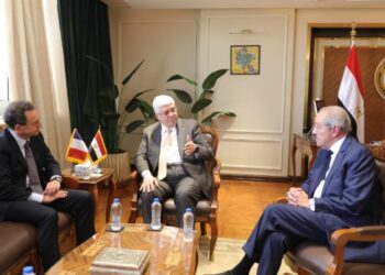 وزير التعليم العالي يستقبل السفير الفرنسي لبحث سُبل التعاون المُشترك