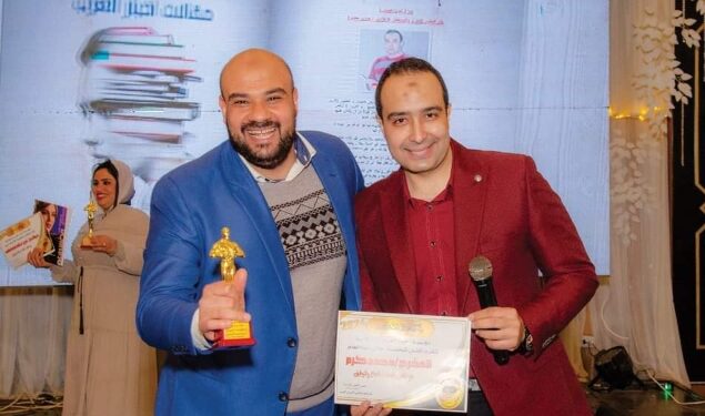 لمستشار الإعلامي حمدي محمد يتوجه بالشكر للمخرج الرائع محمد كرم على إخراجه المميز لحفل توقيع كتاب(مطبخ و فاشون أخبار العرب)