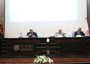 وزير التعليم العالي يرأس اجتماع مجلس الجامعات الخاصة بجامعة المستقبل