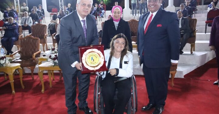 وزير التعليم العالي يشهد انطلاق فعاليات المُلتقى القمي للمبادرات الطلابية بالجامعات والمعاهد بمعهد إعداد القادة