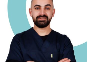 الفنانة دعاء وعل في زيارة لعيادة الدكتور محمود اللوزي للاسنان