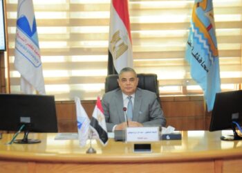 رئيس جامعة كفر الشيخ يؤكد ضرورة استمرارية العمل نحو الارتقاء بالعملية التعليمية وربط مخرجات التعليم بمتطلبات سوق العمل واحتياجات التنمية