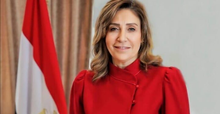 تحت رعاية وزيرة الثقافة  .. 8 رمضان .. الإنتاج الثقافى يطلق النسخة الثامنة من برنامج “هل هلالك”