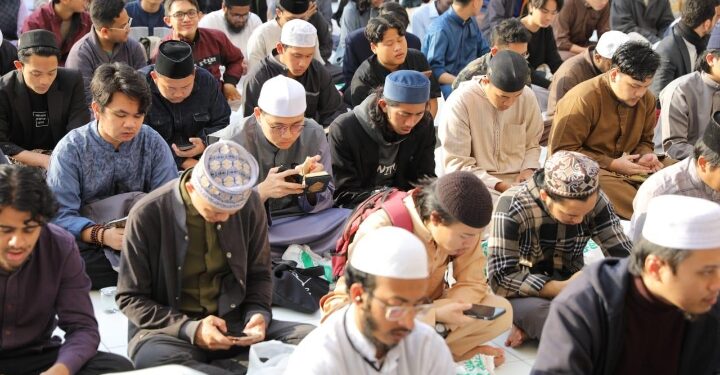 وكيل الأزهر : الإفطار الجماعي للطلاب الوافدين بالجامع الأزهر لإدخال الفرحة في قلوبهم وإشعارهم بأنهم في بلدهم