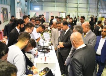 لزبيدي يفتتح معرض النتاجات العلمية والابتكارات للطلبة ومبنى الورش بعد تأهيله في الكلية التقنية الهندسية النجف
