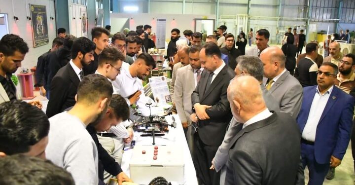 لزبيدي يفتتح معرض النتاجات العلمية والابتكارات للطلبة ومبنى الورش بعد تأهيله في الكلية التقنية الهندسية النجف