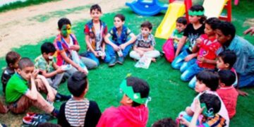 طلاب علم نفس الاكلينيكى كليه الآداب جامعه بنى سويف يدشنون فاعلية اليوم العالمى للسعادة