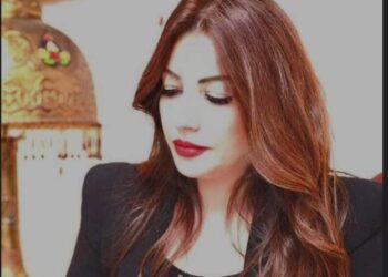 المقال الأسبوع للكاتبة المصرية دينا شرف الدين