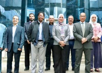 معهد بحوث الإلكترونيات يبحث سُبل تسويق المُخرجات البحثية مع أحد أساتذة جامعة أوتاوا الكندية