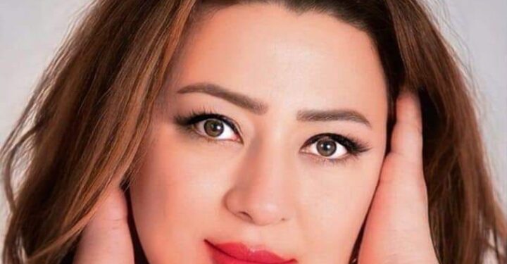 إبداعات كبيرة للموديل الرائعة منى يونس