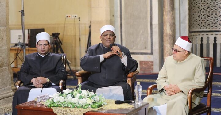 ملتقى الأزهر للقضايا الإسلامية يناقش الدروس والعبر المأخوذة من غزوة بدر الكبرى