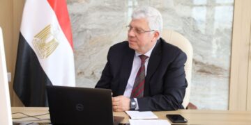 وزير التعليم العالى يرأس اجتماع مجلس إدارة مدينة الأبحاث العلمية