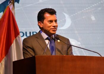 وزيرا التعليم العالي والشباب والرياضة يشهدان احتفالية رمضانية بجامعة حلوان