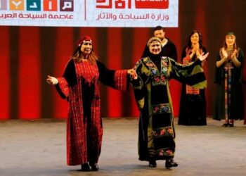 في اليوم العالمي للمسرح هذا مايتمناه بعض الفنانين في الوطن العربي للمسرح العربي والعالمي