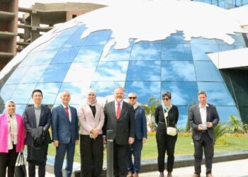 التعليم العالي : معهد بحوث الإلكترونيات يستقبل وفد المنظمة الدولية للتعاون الاقتصادي والتنمية(OECD)