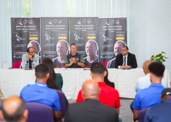 افتتاح الأكاديمية الألمانية لكرة القدم بالإمارات كت