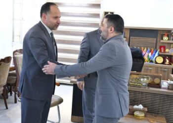 رئيس جامعة الفرات الأوسط التقنية يستقبل النائب أحمد مجيد متعب الشرماني