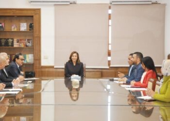 وزيرة الثقافة تلتقي مجلس إدارة اتحاد الناشرين المصريين لبحث سبل التعاون