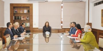 وزيرة الثقافة تلتقي مجلس إدارة اتحاد الناشرين المصريين لبحث سبل التعاون