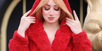 إبداع كبير و تألق مذهل للموديل الجميلة آية محمود