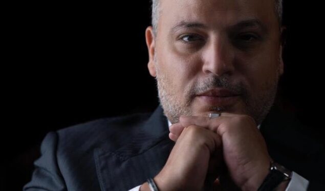 تامر عبد المنعم يهاجم بسمة وهبة بعد حلقة العرافة