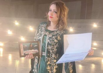 تكريم الإعلامية لمياء عبد الستار