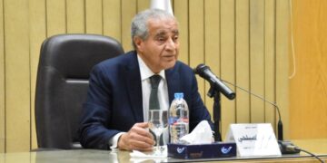 وزير التموين  : هناك استقرار في أسعار الدقيق وانخفض سعر الكيلو من 28 جنيها الي 18 جنيها / للكيلو