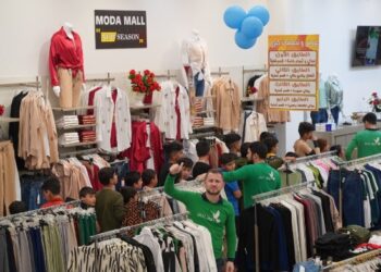 عمر السعرتي مدير مؤسسة خلوها اجمل في مدينة الموصل