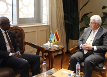 وزير التعليم العالي يستقبل سفير رواندا بالقاهرة لبحث سُبل تعزيز التعاون في مجال التعليم العالي والبحث العلمي
