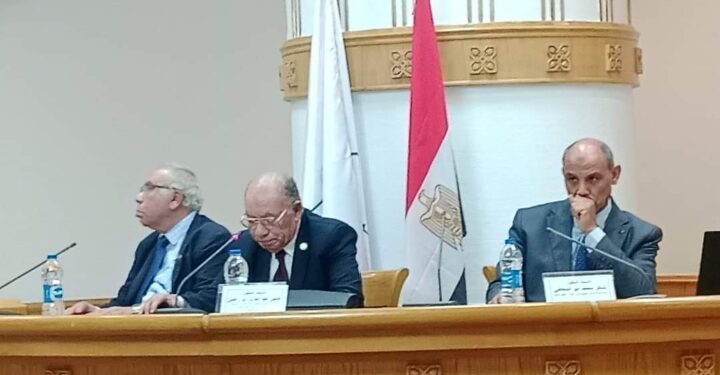 المجلس الأعلى للثقافة يناقش تغير المناخ إلى أين …؟