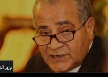 وزير التموين  : اللجنة تدرس تكلفة انتاج الخبز السياحي والافرنجي الحر ويعاد النظر في التكلفة كل ثلاثة شهور او كلما اقتضت الضرورة لذلك