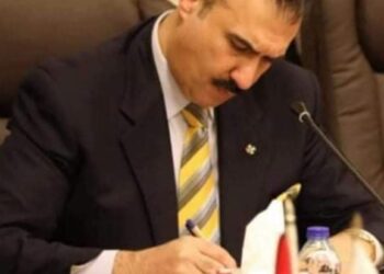 الإمارات شامخة قوية في وجه الأزمات وأبواق المتربصين