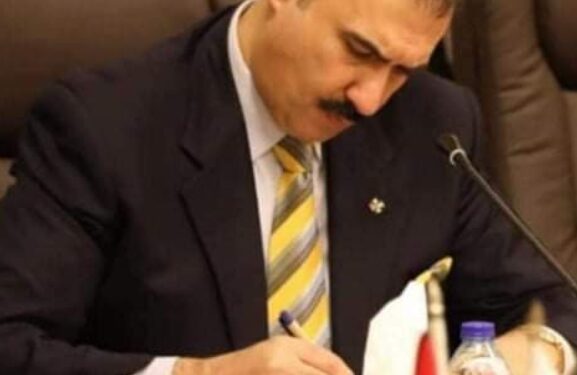 الإمارات شامخة قوية في وجه الأزمات وأبواق المتربصين