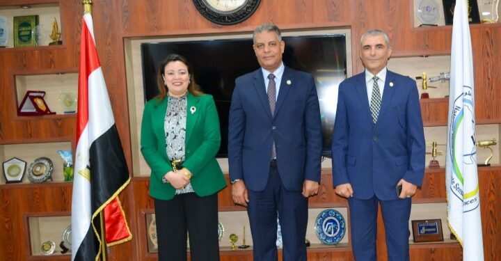 هيئة الاستشعار من البُعد تبحث سبل تعزيز التعاون مع جهاز تنمية مستقبل مصر للتنمية المُستدامة