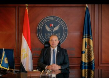 “الرقابة المالية” تطور قواعد القيد لتيسير تعامل الشركات على أسهم الخزينة