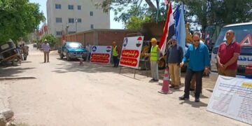 اصطفاف معدات ومركبات الوحدة المحلية لمدينة ميت ابوغالب