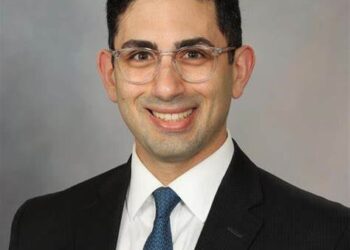 من الممكن أن يؤثر داء الأمعاء الالتهابي على أشياء غير الأمعاء: يشرح الخبراء كيفية ذلك