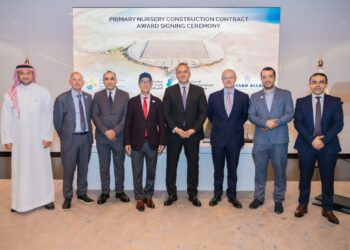 حسن علام للإنشاءات السعودية توقع عقد الأعمال الإنشائية لبناء الحضانة المرجانية الأولية ضمن مبادرة جامعة “كاوست” لإحياء الشعاب المرجانية في نيوم، المملكة العربية السعودي