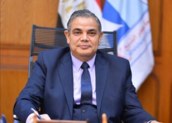 رئيس جامعة كفر الشيخ يهنئ فخامة الرئيس عبد الفتاح السيسي رئيس الجمهورية بمناسبة عيد العمال