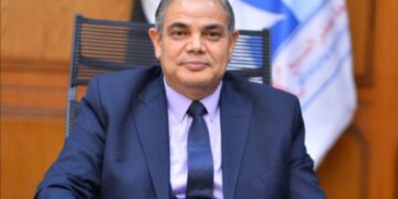 رئيس جامعة كفر الشيخ يهنئ فخامة الرئيس عبد الفتاح السيسي رئيس الجمهورية بمناسبة عيد العمال