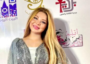 تألق ونجاح مستمر للإعلامية شذا شعبان تشبه الباربى في مهرجان (بردية السينما)رئيس المهرجان الكاتب عبد الرحيم كمال مؤلف مسلسل الحشاشين