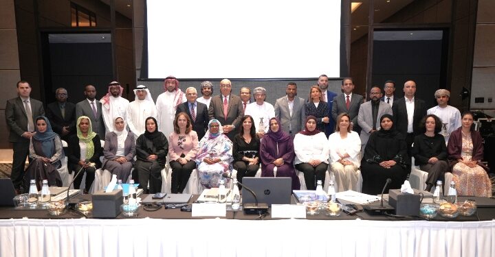 مصر تُشارك في المُشاورات الإقليمية للأمناء العامين للجان الوطنية العربية للتربية والعلوم والثقافة بسلطنة عُمان